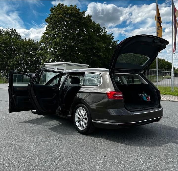 Gebraucht VW Passat Highline 150 PS (110 kW) 2015 Braun Kombi