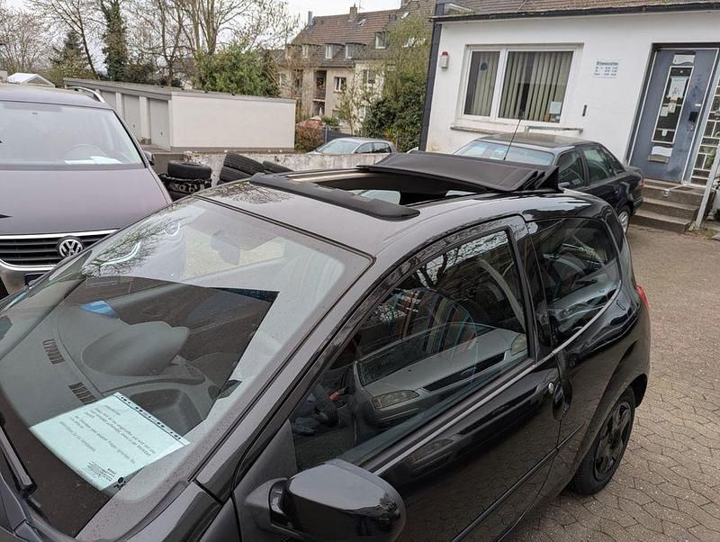 Gebraucht Renault Twingo Liberty 75 PS (55 kW) 2012 Schwarz Kleinwagen