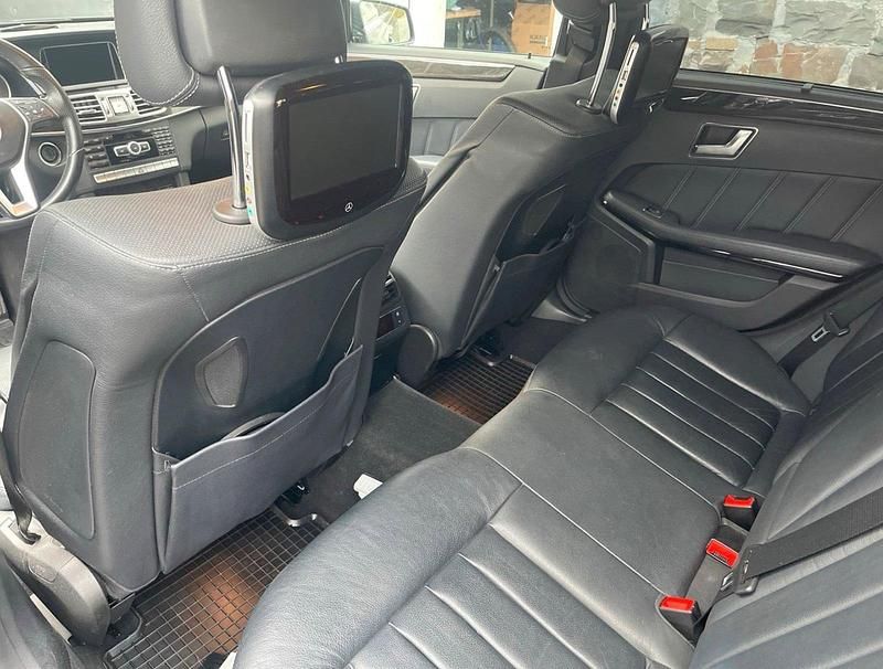 Gebraucht Mercedes E350 252 PS (185 kW) 2014 Grau Kombi