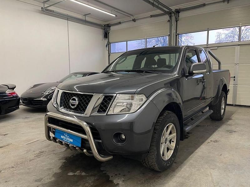 Gebraucht Nissan Navara 190 PS (139 kW) 2012 Grau Pickup