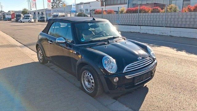 Usado Mini Cooper Cabriolet 116 HP (85 kW) 2005 Preto Cabrios