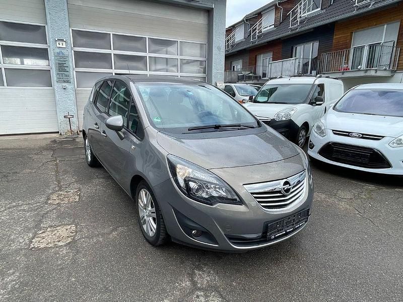 Gebraucht Opel Meriva Innovation 131 PS (96 kW) 2011 Grau Van / Kleinbus