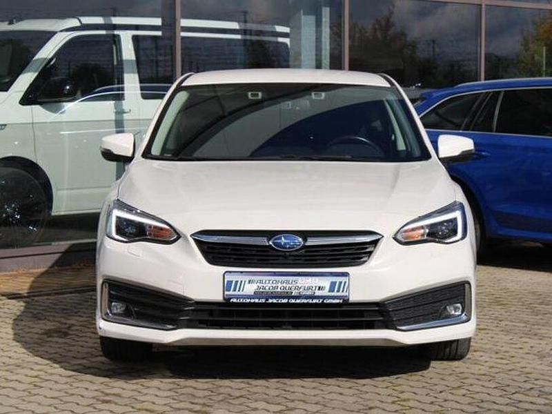 Gebraucht Subaru Impreza 114 PS (83 kW) 2022 Weiß Limousine
