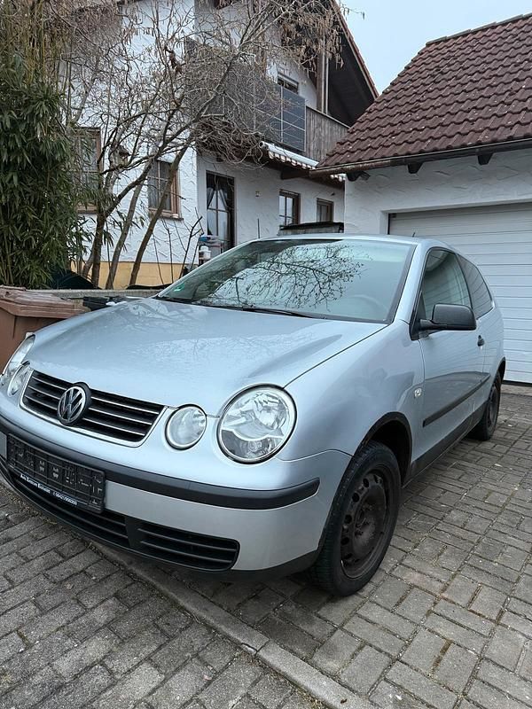 Gebraucht VW Polo 75 PS (55 kW) 2004 Silber Kleinwagen