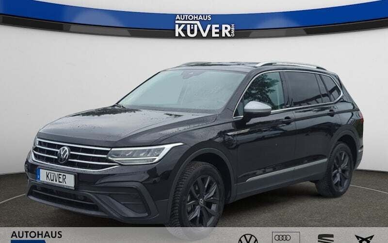 Schwarz Gebraucht 2024 VW Tiguan Allspace Move SUV | 35.550 € (Guter Preis) - Bild 1/4