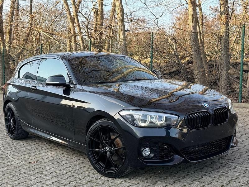 Gebraucht BMW 120 M Sport 184 PS (135 kW) 2018 Schwarz Kleinwagen