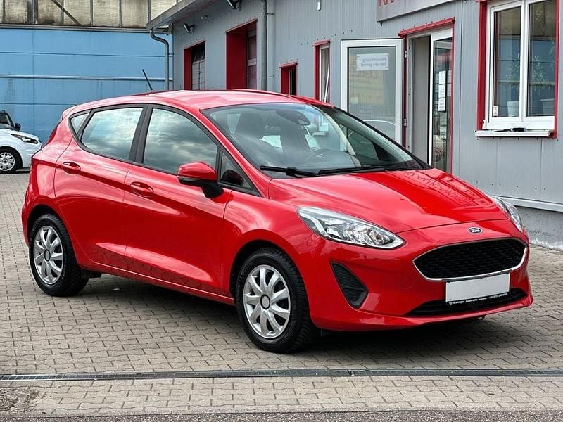 Rot Gebraucht 2019 Ford Fiesta Kleinwagen | 9.995 € (Fairer Preis) - Bild 1/4
