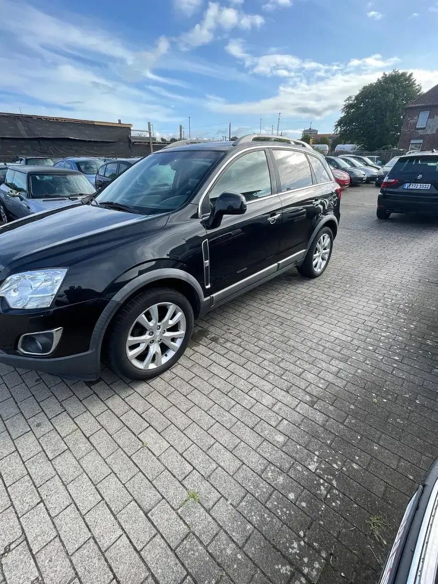 Gebraucht Opel Antara 163 PS (119 kW) 2015 Schwarz SUV