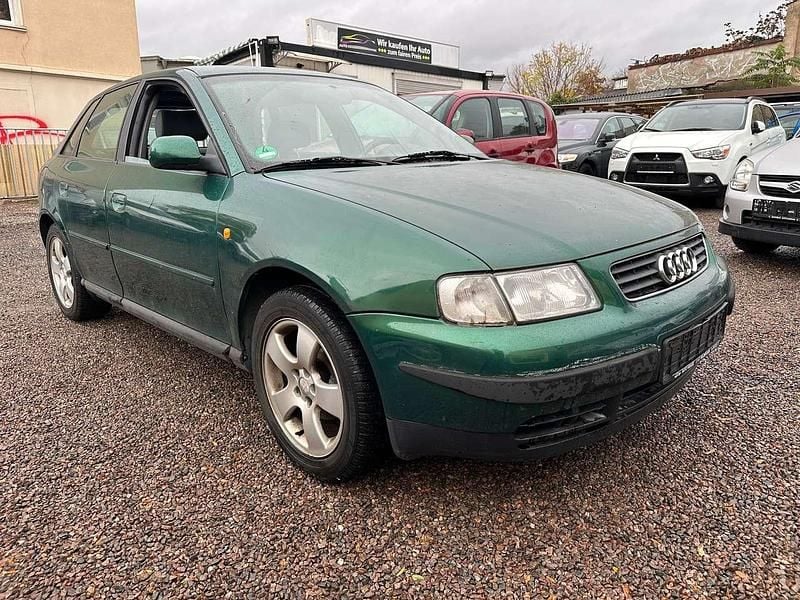 Grün Gebraucht 1999 Audi A3 Limousine | 999 € (Guter Preis) - Bild 1/4