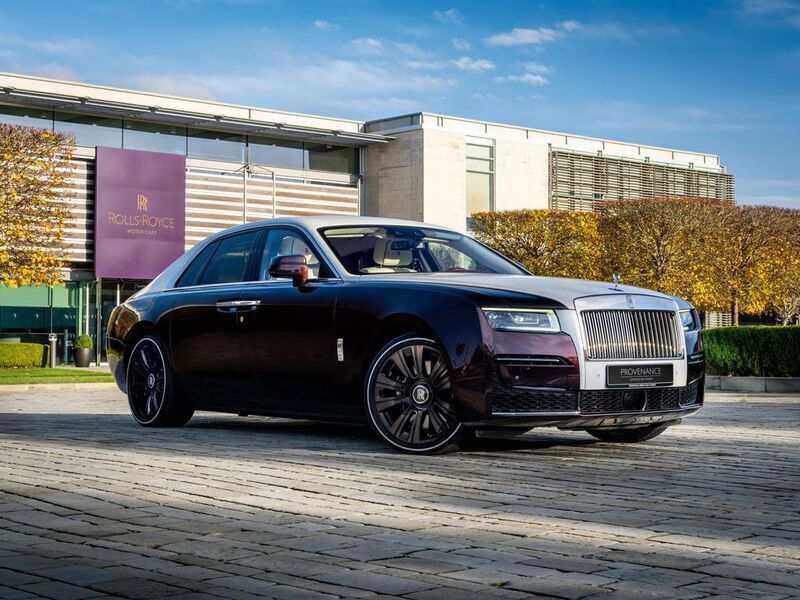 Bohemian red Gebraucht 2023 Rolls Royce Ghost Limousine | 355.810 € - Bild 1/4