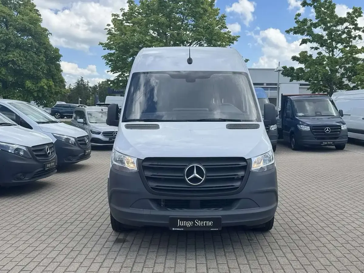 Occasion Mercedes Sprinter 150 ch (110 kW) 2023 Blanc Van