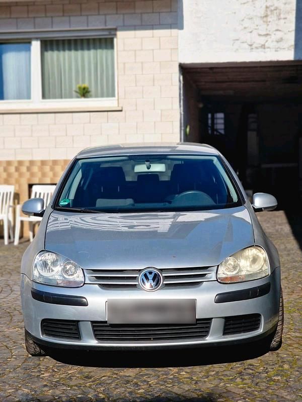 Gebraucht VW Golf IV 75 PS (55 kW) 2004 Silber Kleinwagen