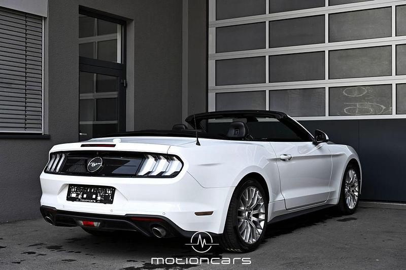 Gebraucht Ford Mustang 290 PS (213 kW) 2019 Weiß Cabrio