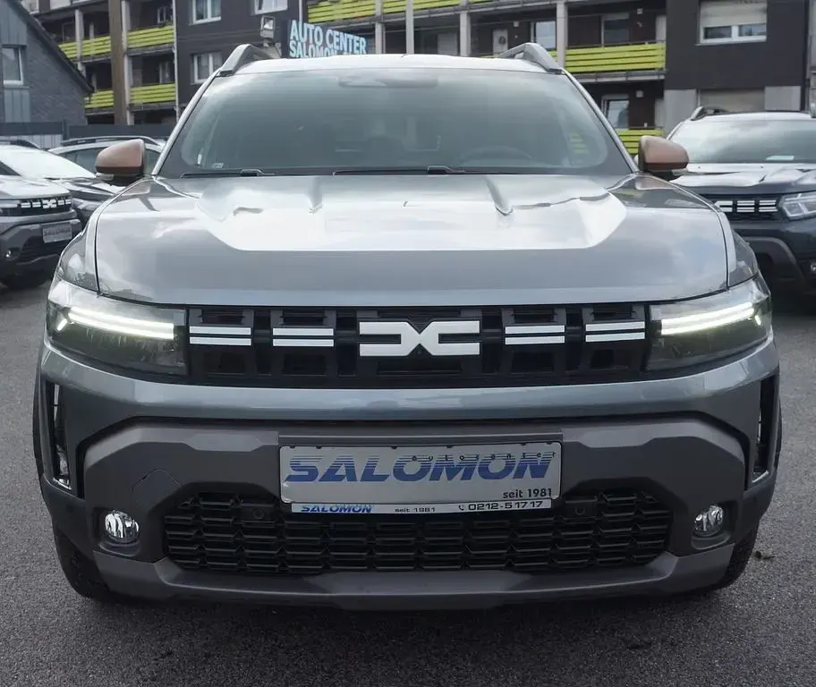 Neu Dacia Duster Extreme 140 PS (102 kW) 2025 Grau SUV