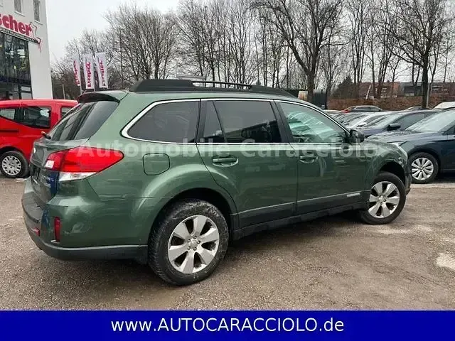 Gebraucht Subaru Outback Trend 167 PS (122 kW) 2012 Grün Kombi