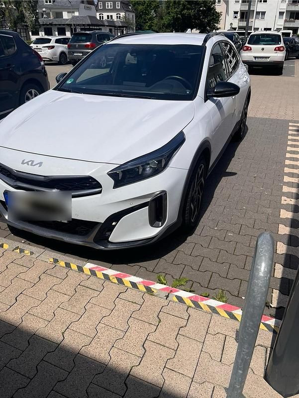 Weiß Gebraucht 2023 Kia XCeed GT-Line SUV | 25.900 € (Fairer Preis) - Bild 1/1