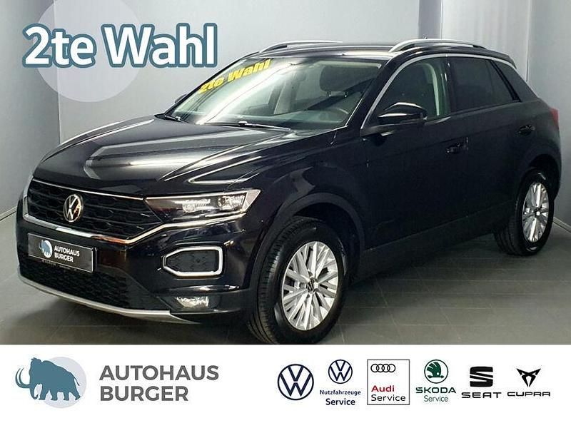 Deep black perleffekt (metallic) Gebraucht 2021 VW T-Roc Style SUV | 19.970 € (Guter Preis) - Bild 1/4