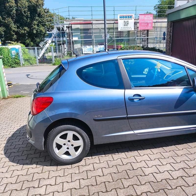 Gebraucht Peugeot 207 95 PS (69 kW) 2007 Grau Kleinwagen