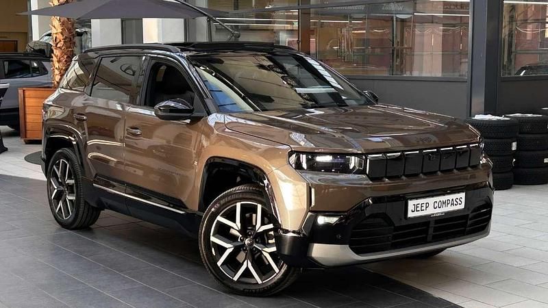 Neu Jeep Compass 156 kW (213 PS) 2026 Amazonia green mit dach in vul SUV