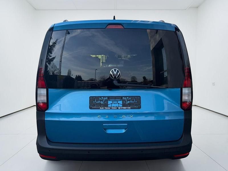 Gebraucht VW Caddy Maxi California 122 PS (89 kW) 2022 Blau Van / Kleinbus