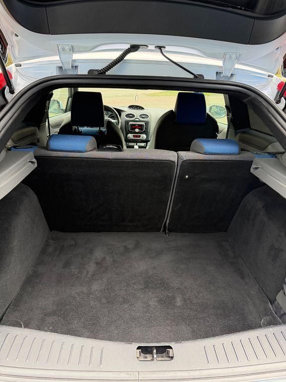 Gebraucht Ford Focus ST 226 PS (166 kW) 2009 Weiß Limousine