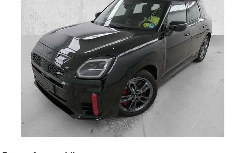Schwarz Gebraucht 2024 Mini John Cooper Works Countryman Classic SUV | 40.750 € - Bild 1/4