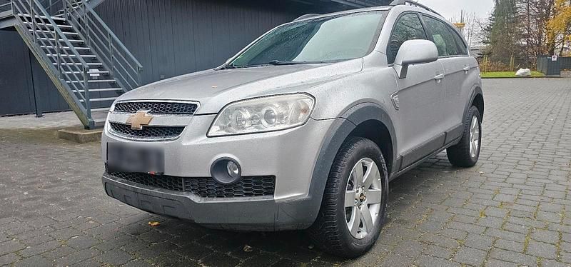 Gebraucht Chevrolet Captiva LS 139 PS (102 kW) 2010 Silber SUV
