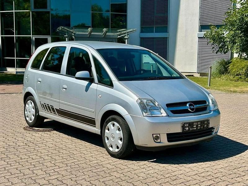 Silber Gebraucht 2006 Opel Meriva Van / Kleinbus | 2.200 € (Guter Preis) - Bild 1/4