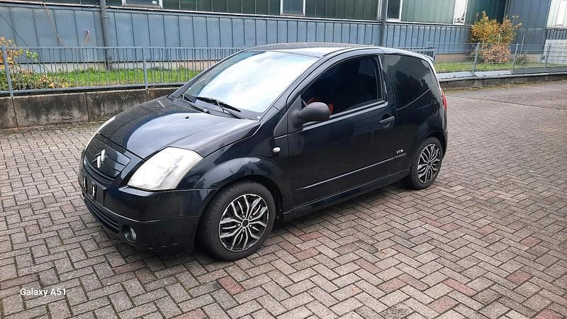 Schwarz Gebraucht 2003 Citroën C2 Kleinwagen | 2.399 € - Bild 1/4