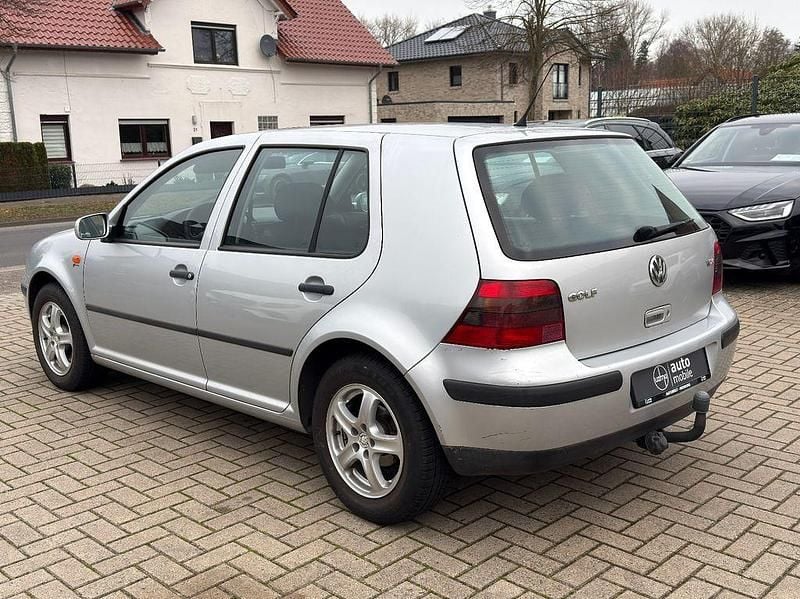 Gebraucht VW Golf IV 116 PS (85 kW) 2000 Silber Limousine