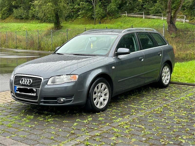 Grau Gebraucht 2007 Audi A4 Kombi | 4.200 € (Fairer Preis) - Bild 1/4