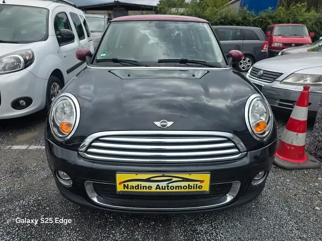 Gebraucht Mini ONE 98 PS (72 kW) 2011 Schwarz Kleinwagen