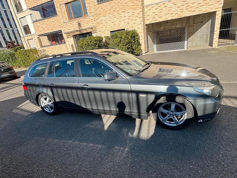 Usata BMW 525 192 CV (141 kW) 2004 Grigio Station wagon