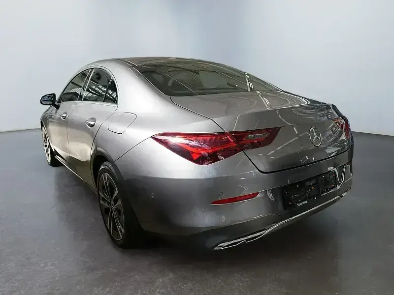 Gebraucht Mercedes CLA180 Progressive 136 PS (100 kW) 2025 Andere Coupé