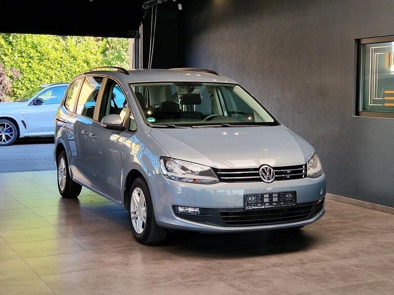 Grau Gebraucht 2011 VW Sharan Trendline Van / Kleinbus | 4.799 € (Superpreis) - Bild 1/2