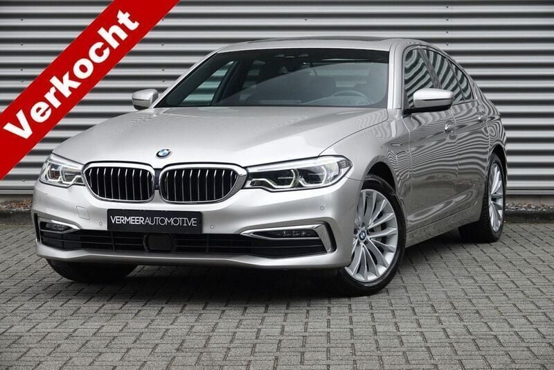 Grau Gebraucht 2020 BMW 530e iPerformance Limousine | 28.397 € (Fairer Preis) - Bild 1/4