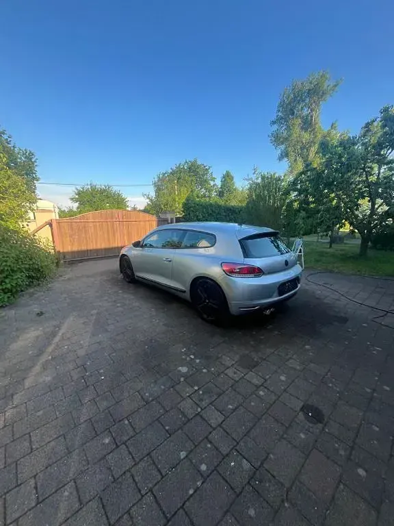Gebraucht VW Scirocco Edition 160 PS (117 kW) 2011 Silber Coupé