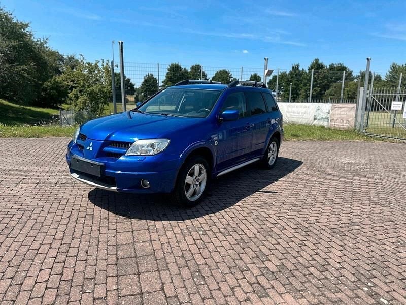 Blau Gebraucht 2005 Mitsubishi Outlander SUV | 4.900 € (Teuer) - Bild 1/4