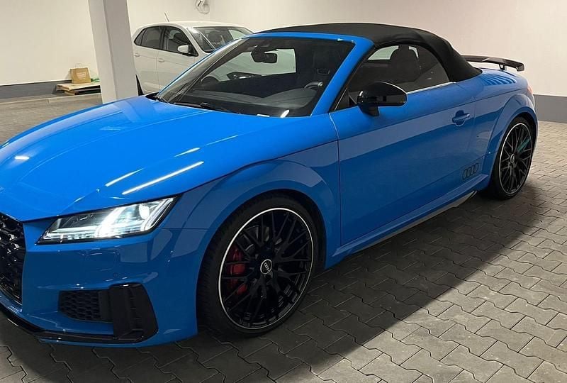 Blau Gebraucht 2023 Audi TT Roadster Competition Cabrio | 51.499 € (Fairer Preis) - Bild 1/4