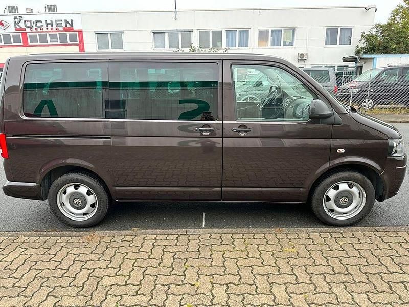 Violett Gebraucht 2012 VW T5 Van | 21.999 € - Bild 1/4