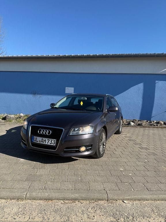 Gebraucht Audi A3 S-Line 140 PS (102 kW) 2012 Andere farben Kleinwagen