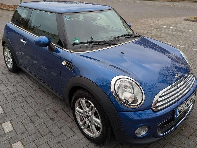 Blau Gebraucht 2011 Mini ONE Kleinwagen | 4.000 € (Fairer Preis) - Bild 1/4