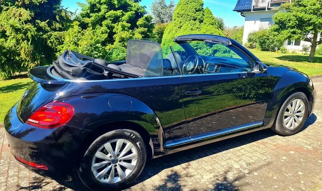 Gebraucht VW Beetle 105 PS (77 kW) 2017 Schwarz Kleinwagen