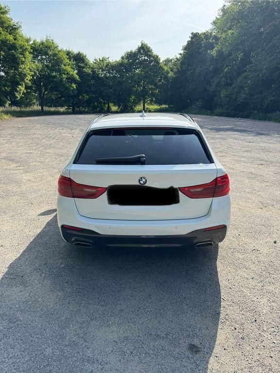 Gebraucht BMW 540 Performance 340 PS (250 kW) 2019 Weiß Kombi