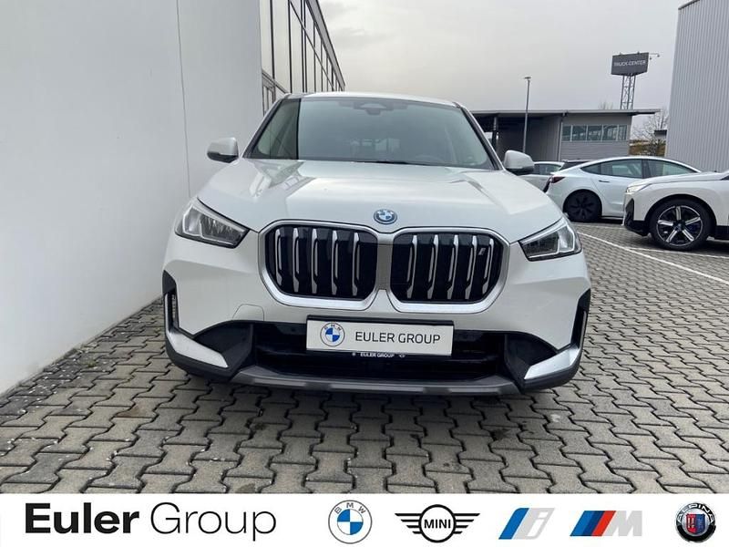 Gebraucht BMW iX1 Performance 200 kW (272 PS) 2023 Weiss SUV
