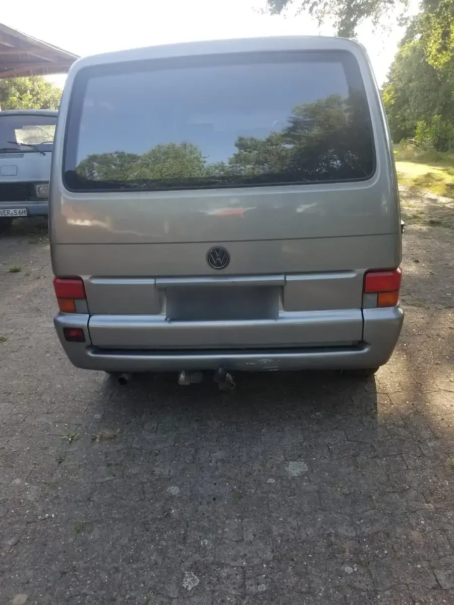 Gebraucht VW T4 110 PS (80 kW) 1992 Silber Van