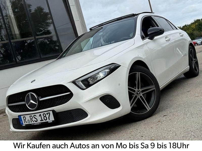 Schwarz Gebraucht 2018 Mercedes A220 Limousine | 21.599 € (Fairer Preis) - Bild 1/4