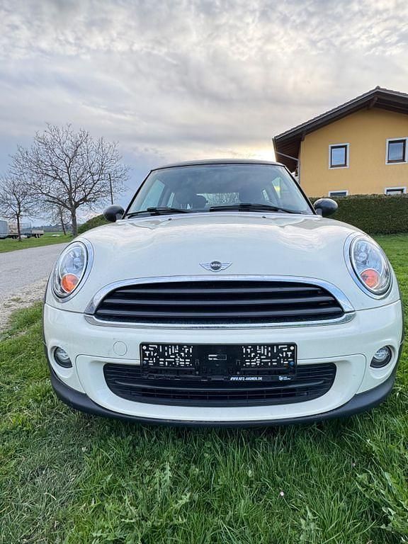 Second-hand Mini ONE 75 CP (55 kW) 2012 Bej Hatchback