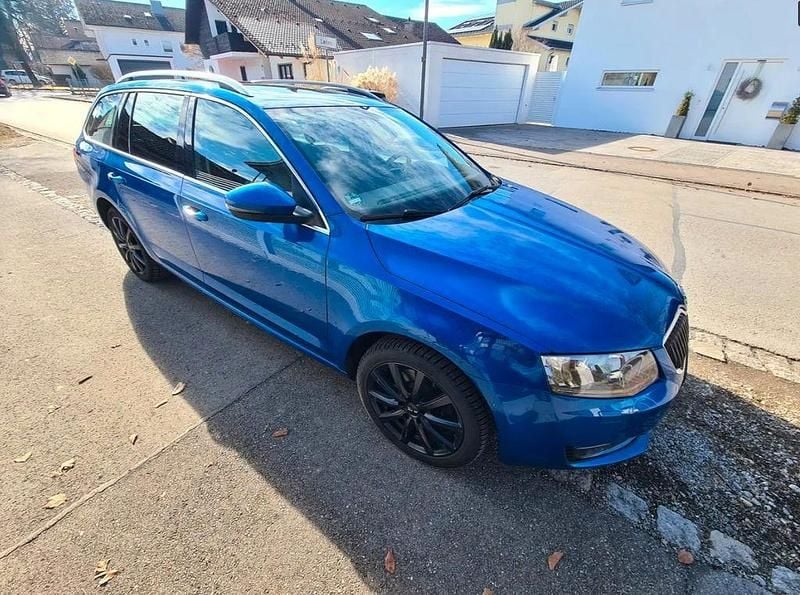Gebraucht Skoda Octavia Style 179 PS (131 kW) 2016 Blau Kleinwagen