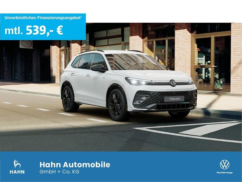 Pure white uni Gebraucht 2025 VW Tiguan R-line SUV | 58.990 € - Bild 1/3